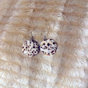 Round earthy speckled earrings